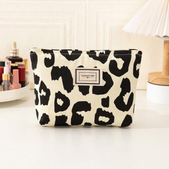 Handbags - LEOPARD PATTERN PRINT MAKEUP BAG